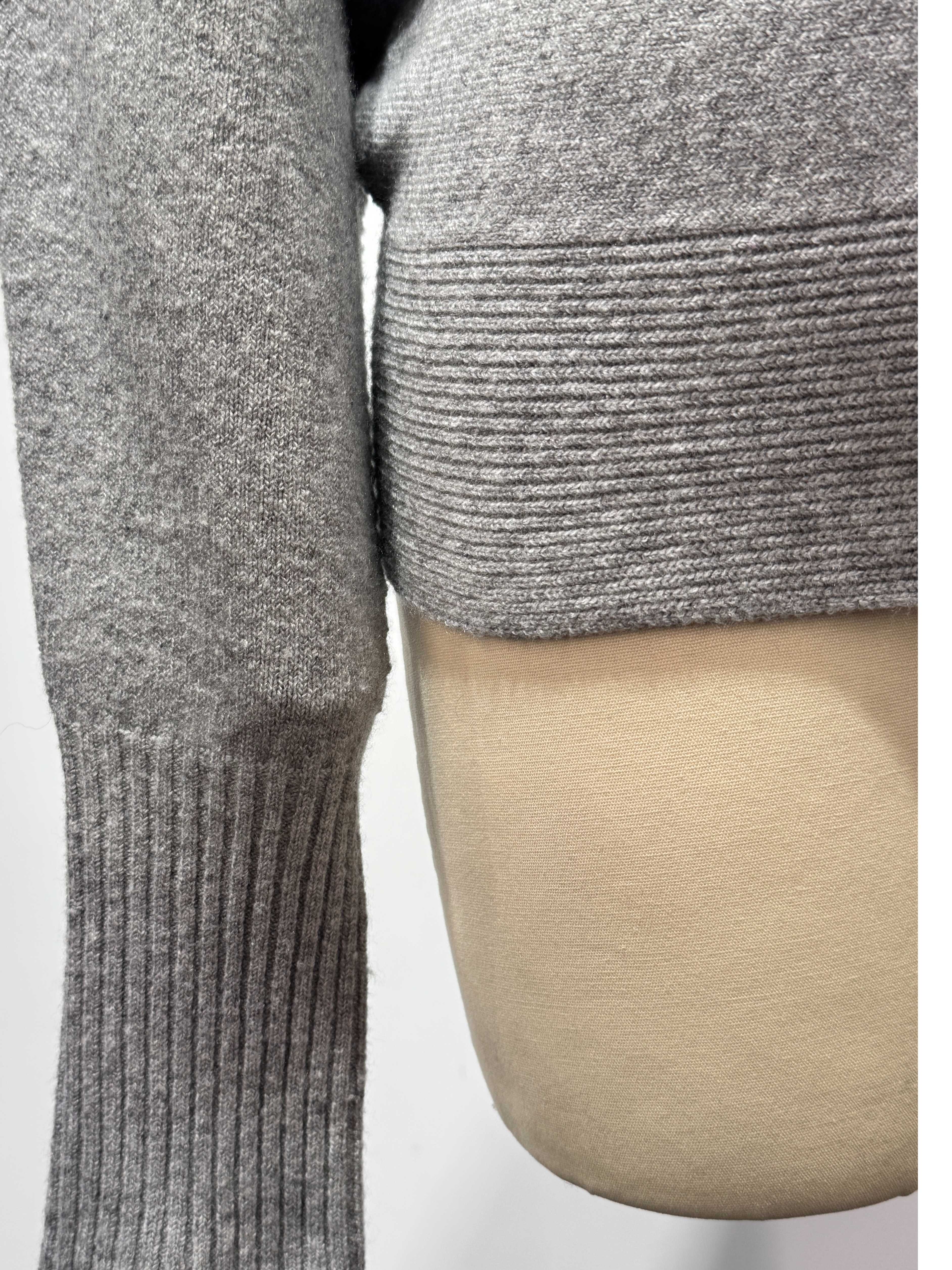 Designer Seamless Pullover