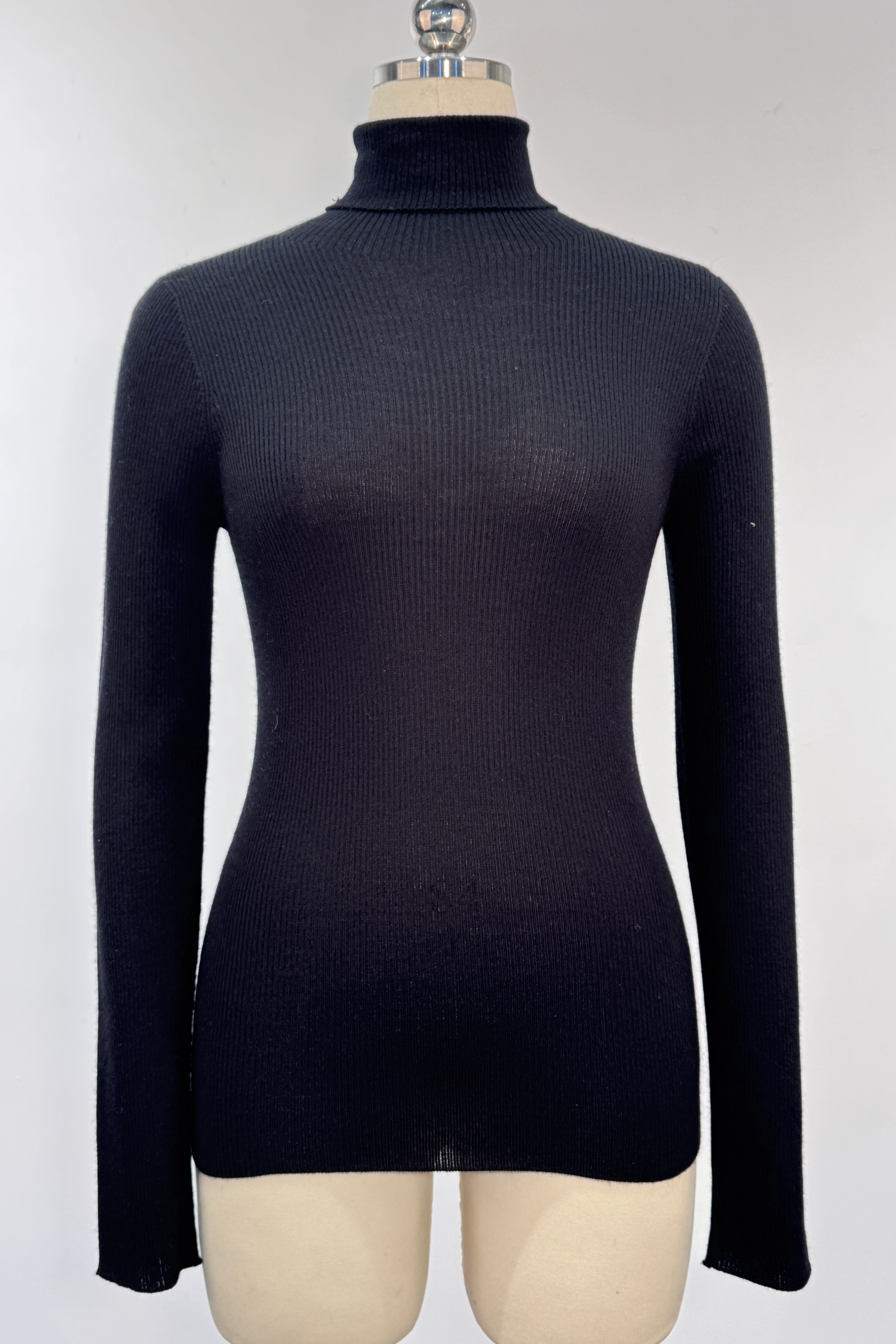  Cashmere and Silk Women's Seamless Turtleneck Layering Top