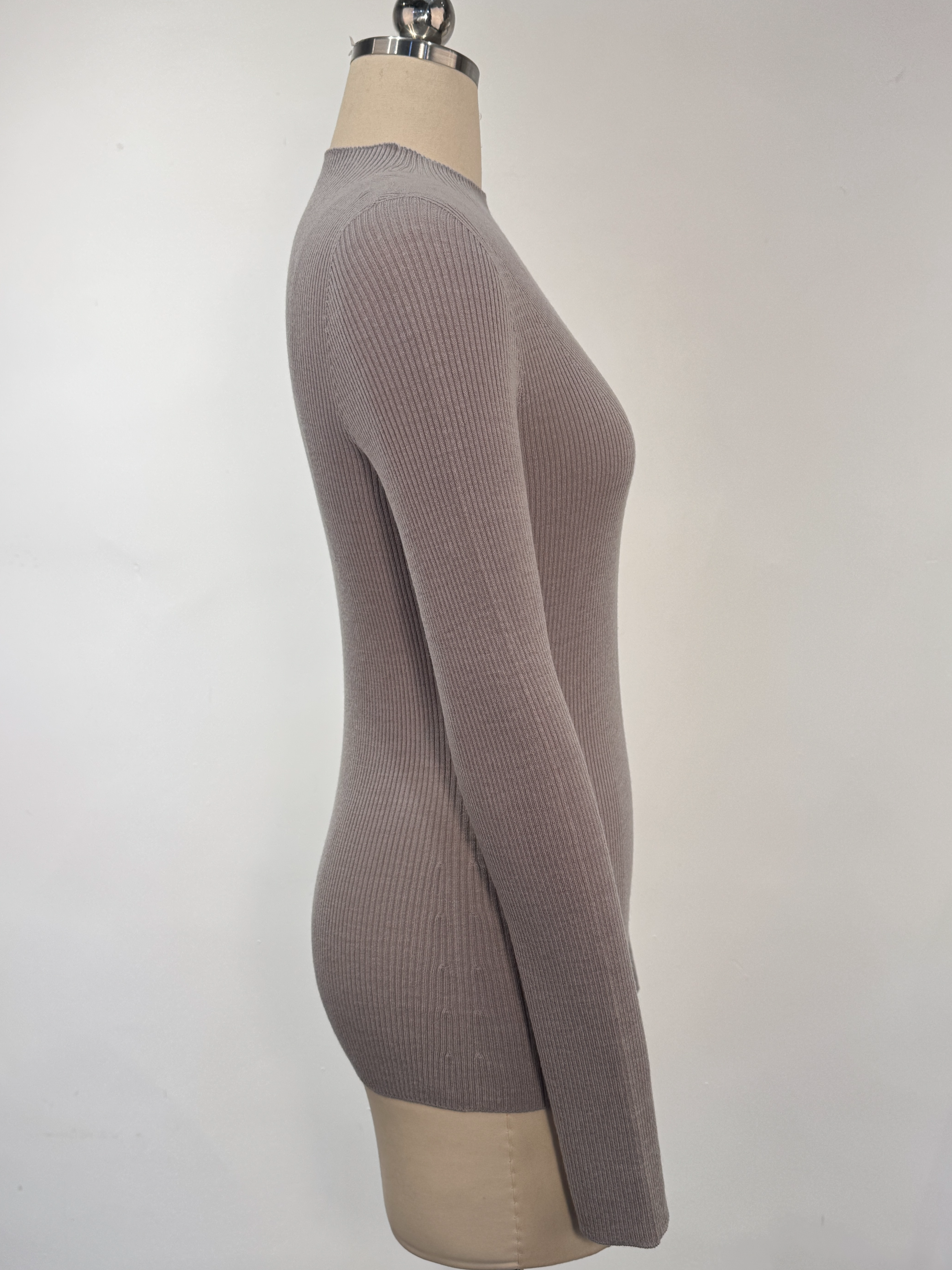 Slim-fit Seamless Wool Blend Pullover
