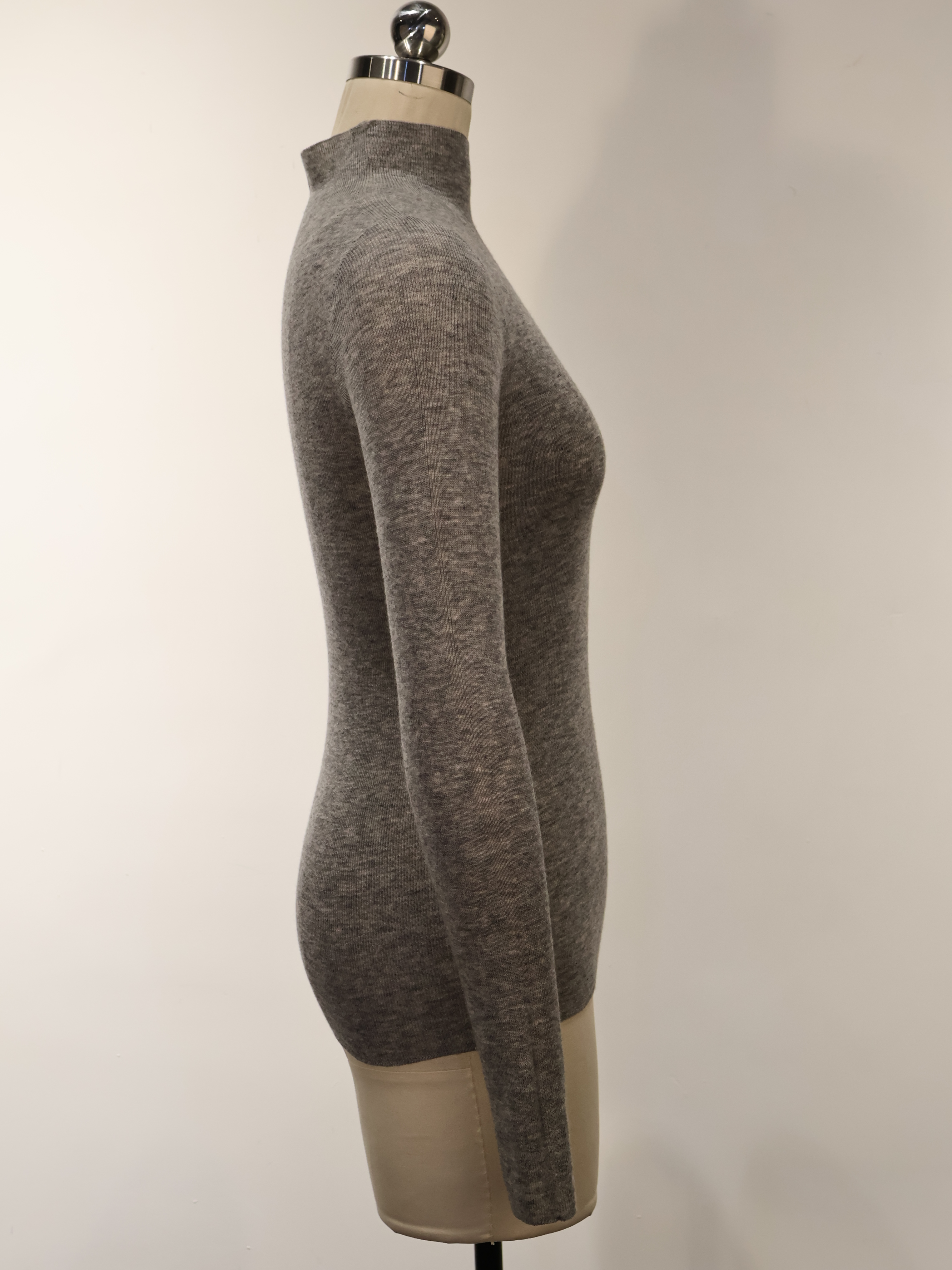 Half-high neck base layer