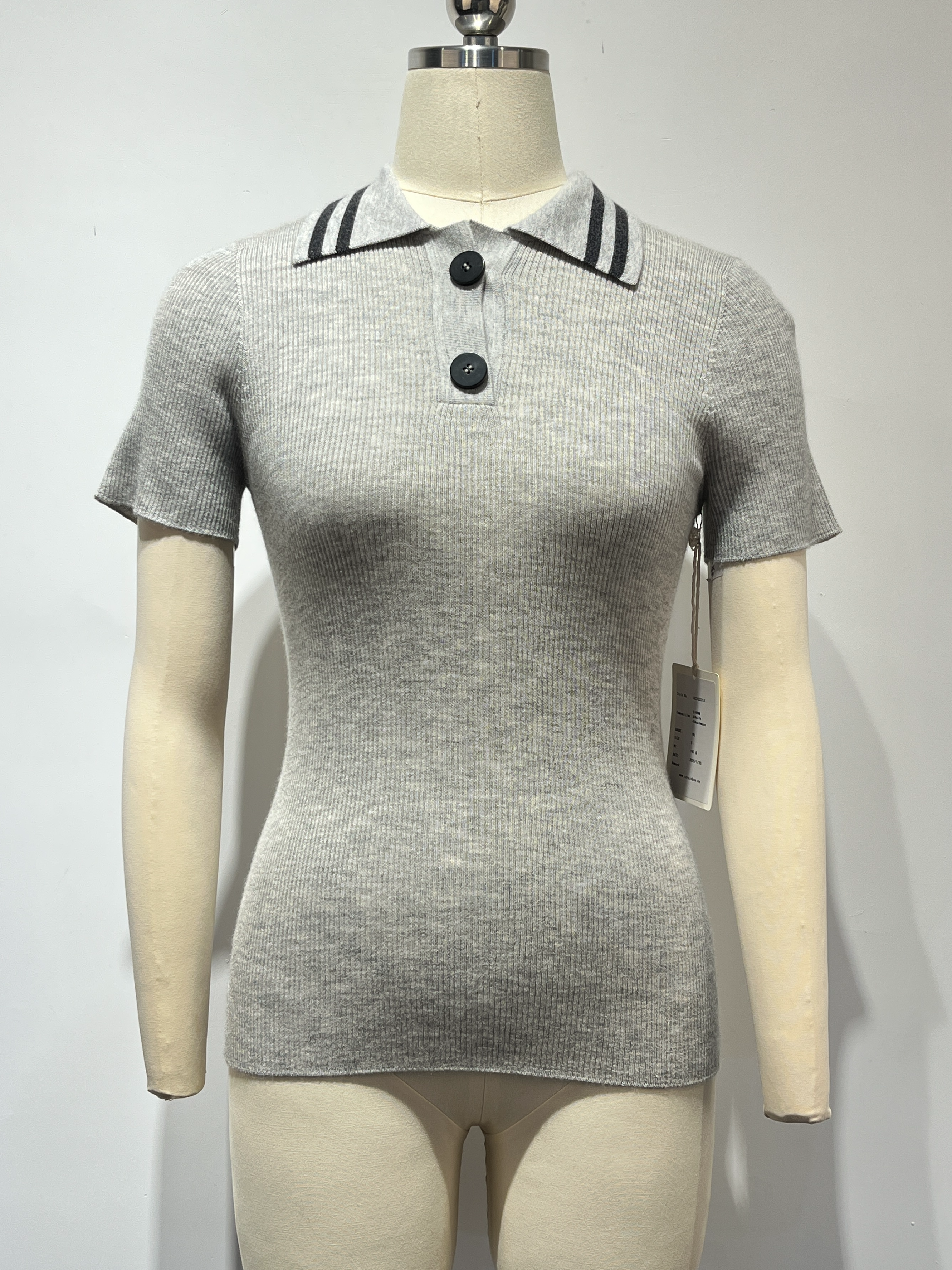 Cashmere and Silk Women's Polo - Style Seamless Top