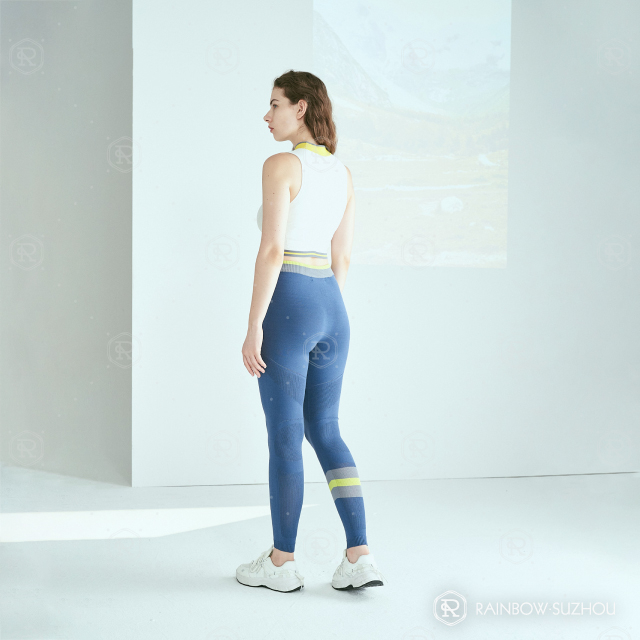 SEAMLESS RUNNING SETS