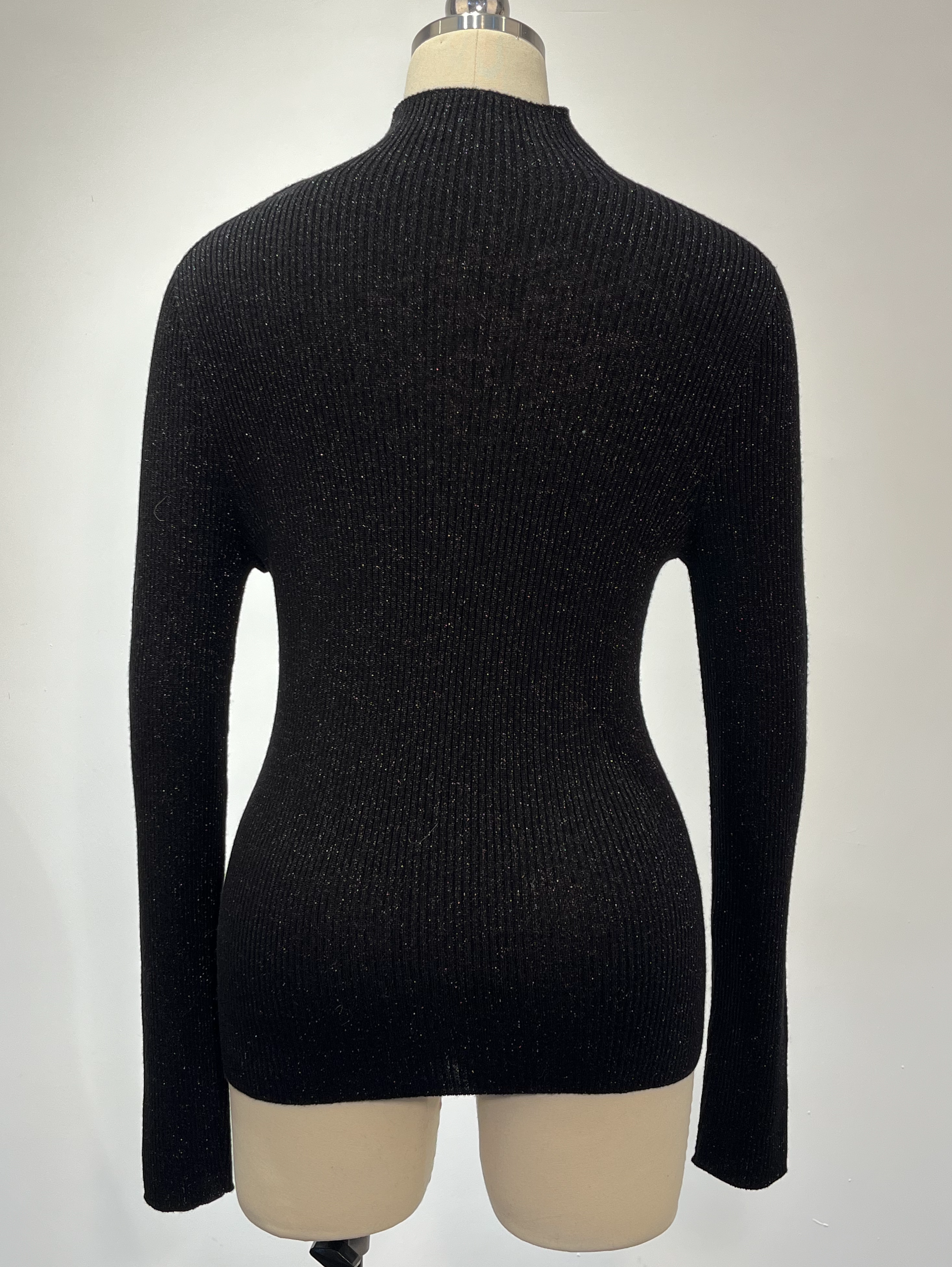 Ultra-Soft Wool Seamless Pullover