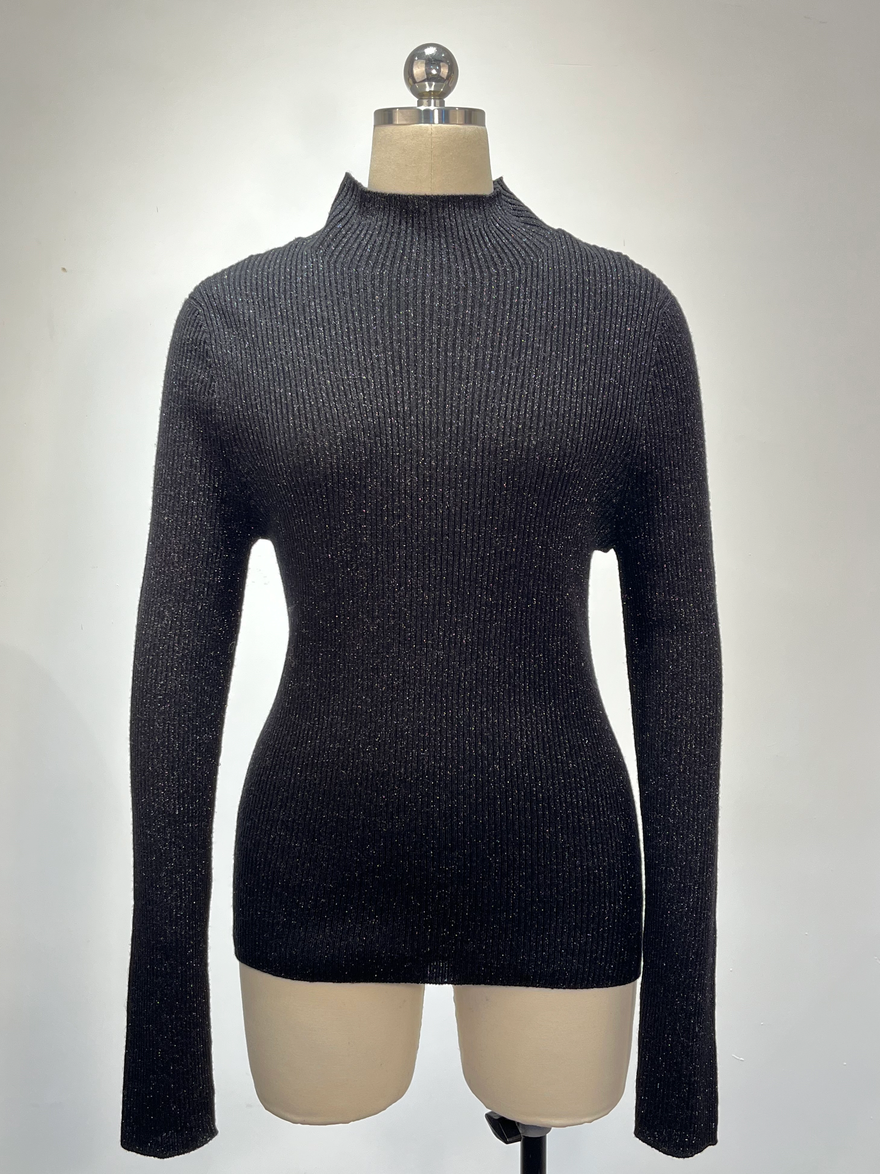 Ultra-Soft Wool Seamless Pullover