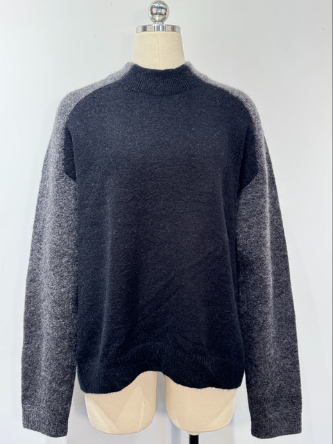  Women's Raglan Sleeve Pullover
