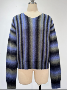 Gradientenfarbe nahtloser Pullover