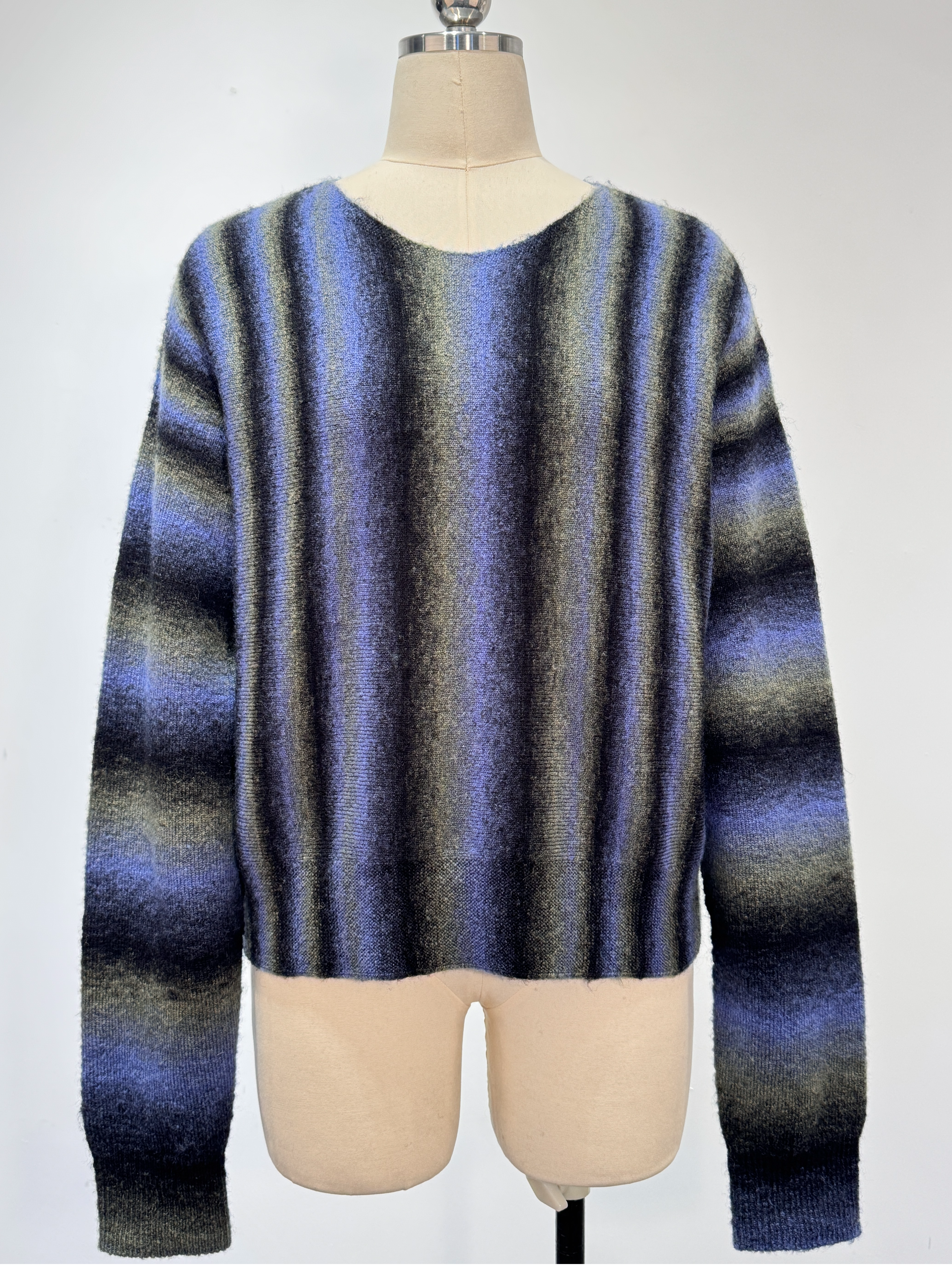 Gradient Color Seamless Pullover