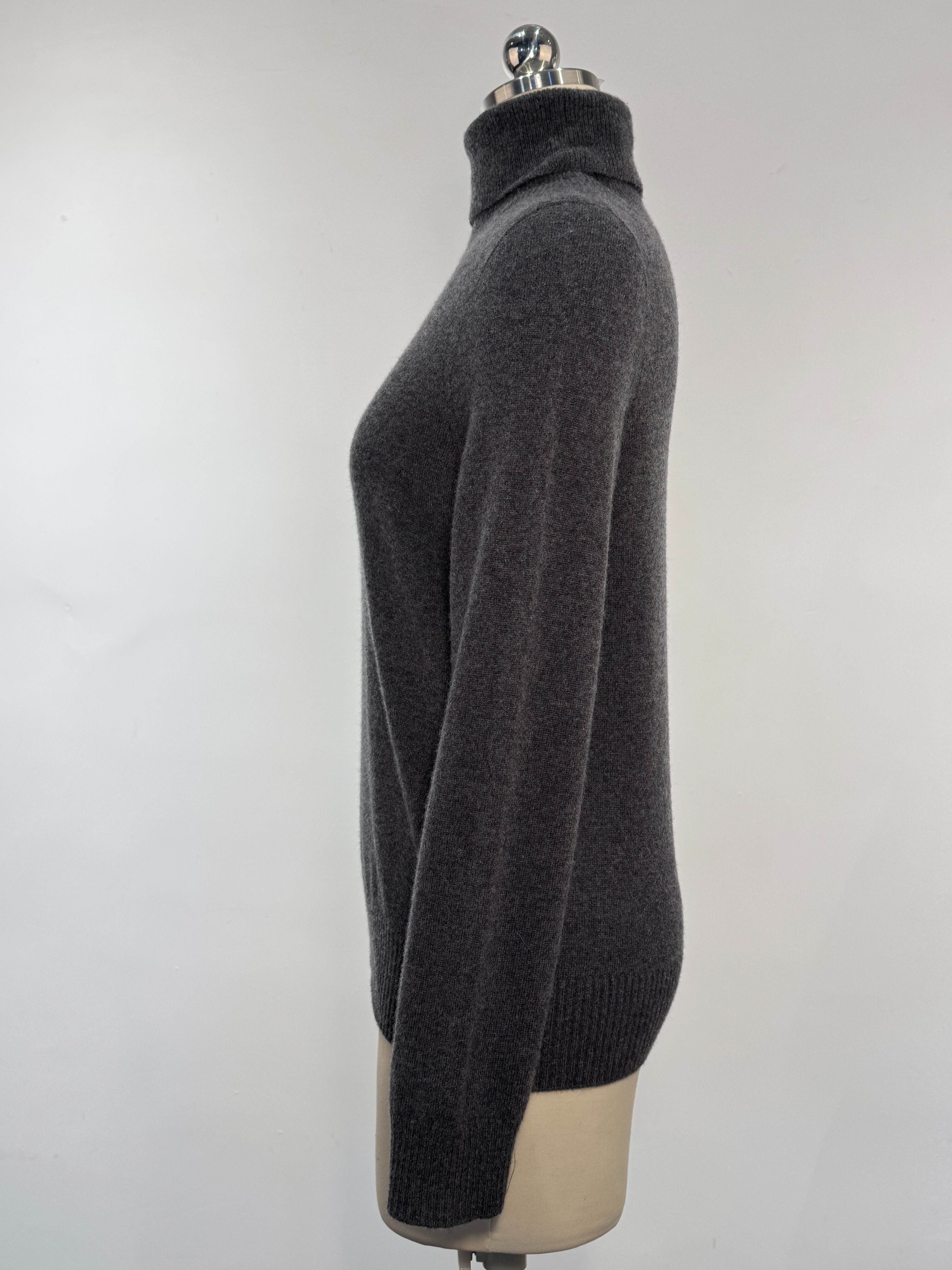100% Cashmere Women's Seamless Turtleneck Pullover