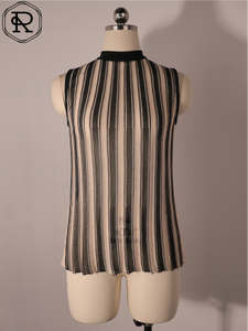 Vertikal gestreiftes Oberteil aus Pointelle-Strick mit Stehkragen