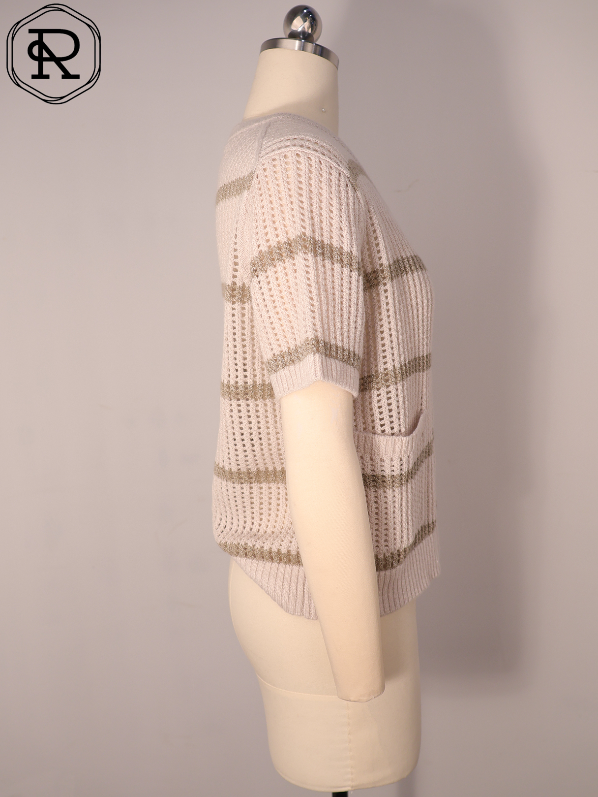 Gestreifter Pointelle-Kurzarmstrick-Cardigan mit Taschen